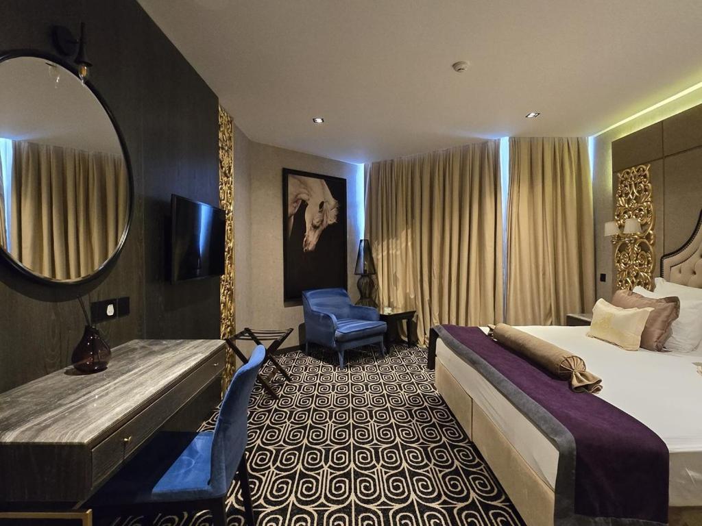Grand Opera Hotel & Casino & Spa Кирения Экстерьер фото