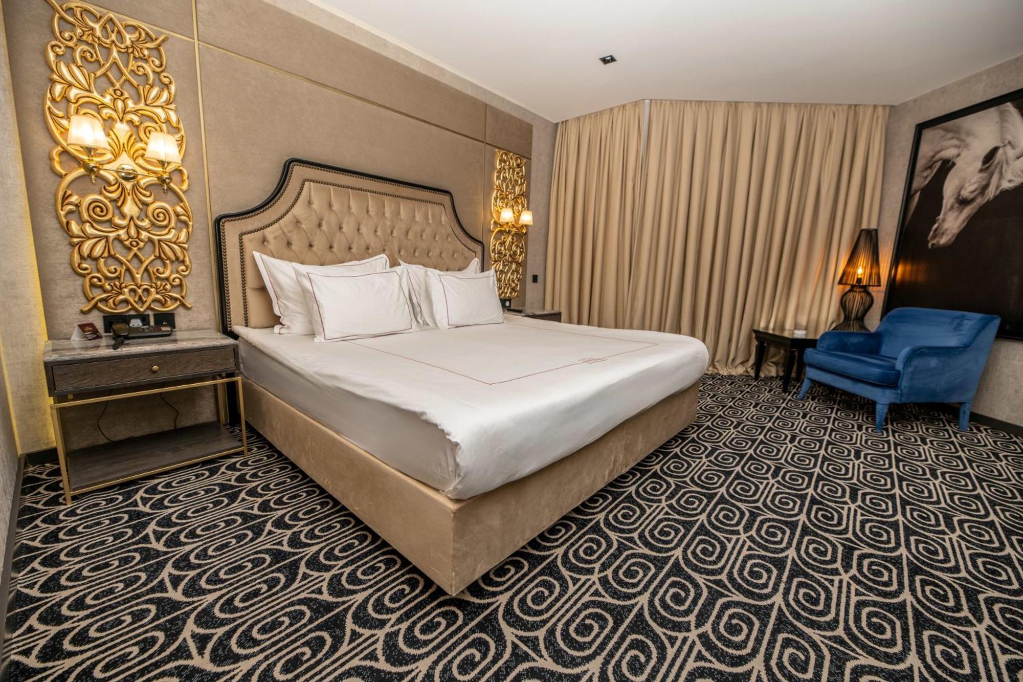 Grand Opera Hotel & Casino & Spa Кирения Экстерьер фото
