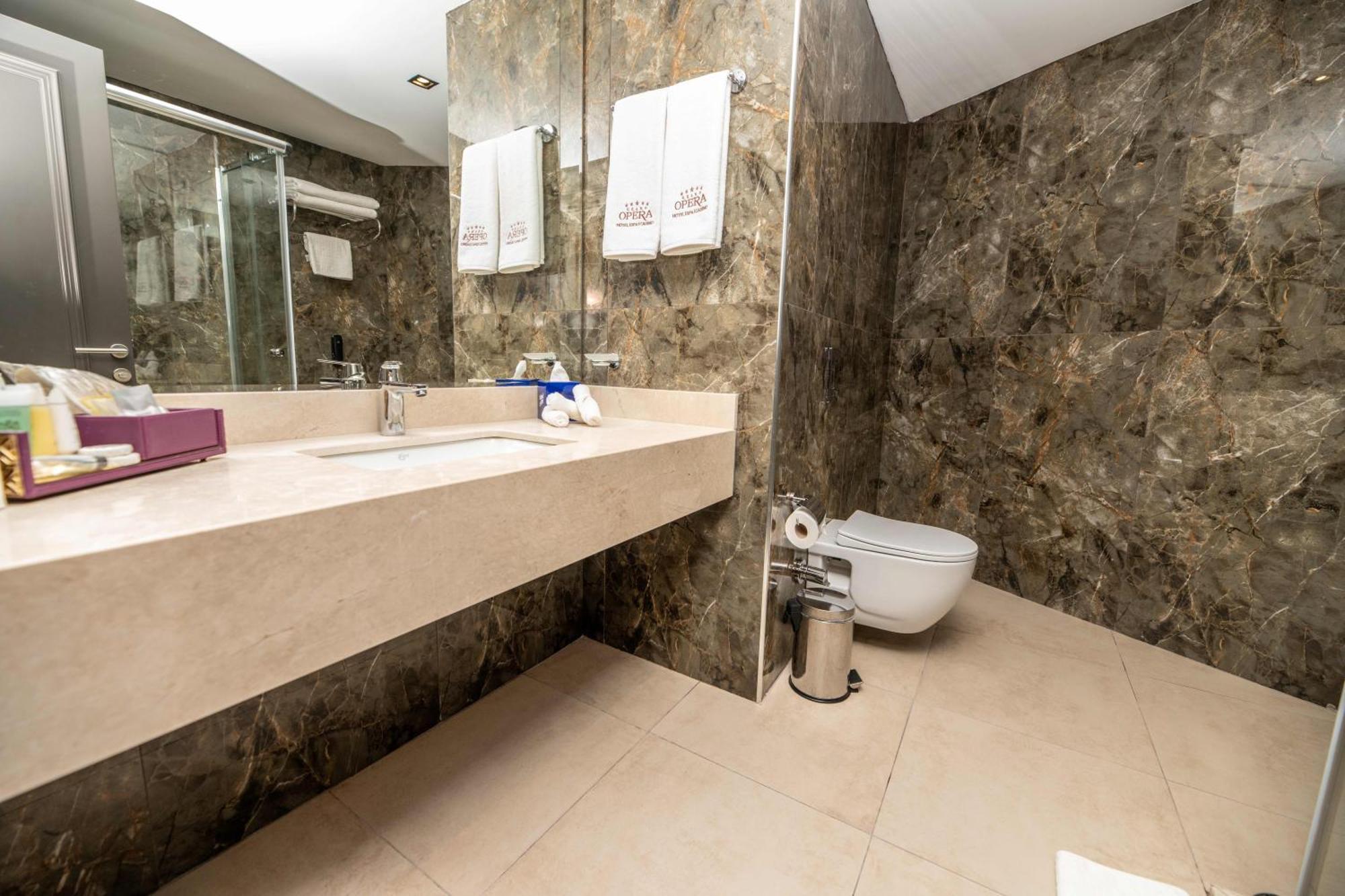 Grand Opera Hotel & Casino & Spa Кирения Экстерьер фото